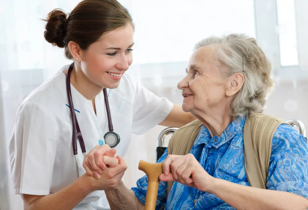 Skilled nursing care for seniors receiving personalized support from a nurse in Detroit, MI